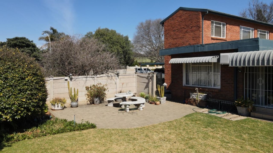 4 Bedroom Property for Sale in Fichardt Park Free State